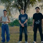 อ้ายยังคงคอย ( ອ້າຍຍັງຄົງຄອຍ)