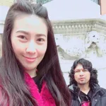 ฉันเป็นของเธอ