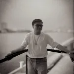 โอบกอดตัวเอง