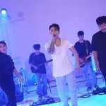 ฉันมีเหล้า เขามีเธอ